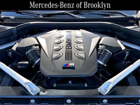 Used 2025 BMW X7 M60i w/ Executive Package AWD/4WD image 29
