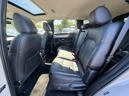 Used 2024 MAZDA CX-90 3.3 Turbo w/ Preferred Package AWD/4WD image 26