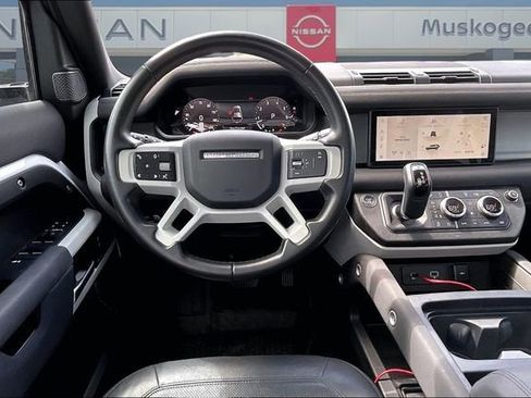 Used 2023 Land Rover Defender 110 SE AWD/4WD image 8
