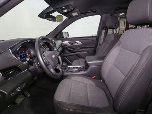 Used 2023 Chevrolet Traverse LT AWD/4WD image 41
