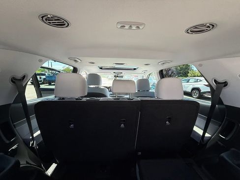 Used 2024 Hyundai Palisade SEL AWD/4WD image 35