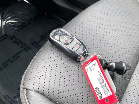 Used 2022 Buick Encore GX Essence w/ Experience Buick Package image 29