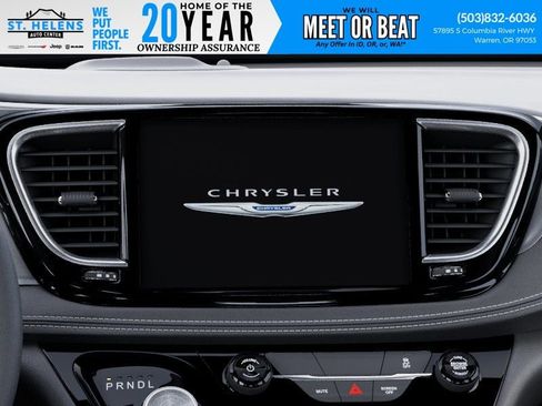 New 2026 Chrysler Pacifica Select image 21