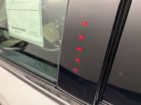 New 2026 Lincoln Corsair Reserve image 30