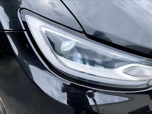 Used 2023 Chrysler Pacifica Touring-L FWD image 30