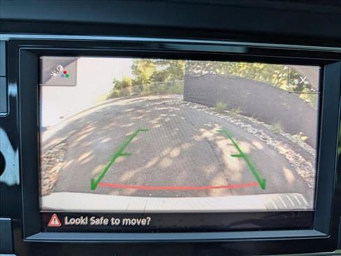 Used 2023 Volkswagen Jetta SE w/ Panoramic Sunroof Package FWD image 37