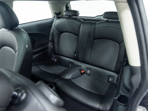 Used 2015 MINI Cooper 2-Door Hardtop FWD image 22