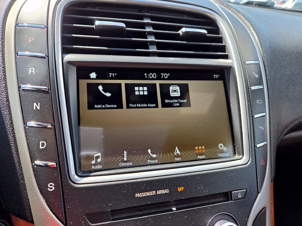Used 2016 Lincoln MKX Reserve w/ Luxury Package FWD image 24