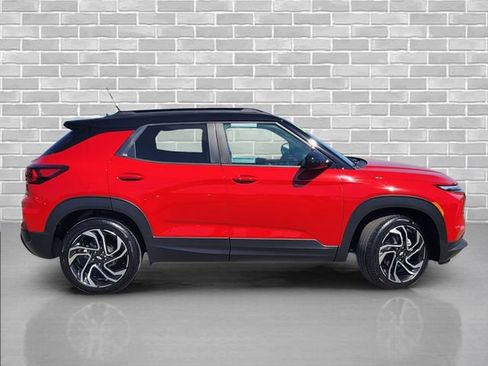 Certified 2026 Chevrolet TrailBlazer RS w/ Convenience Package FWD image 4