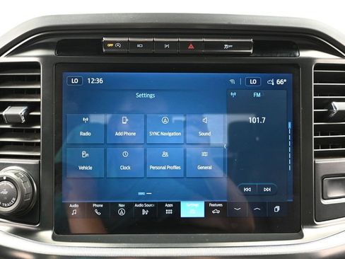 Used 2024 Ford F150 Lariat AWD/4WD image 32