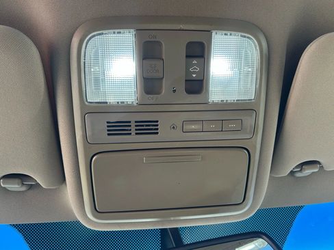 Used 2009 Honda Pilot Touring image 25