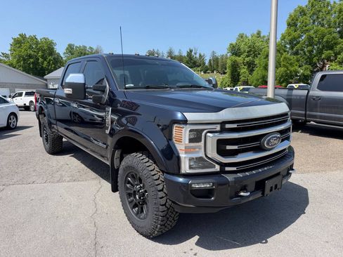 Used 2021 Ford F350 Platinum w/ Tremor Off-Road Package AWD/4WD image 7