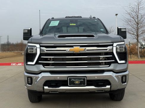 Used 2025 Chevrolet Silverado 3500 LTZ w/ LTZ Texas Edition image 2