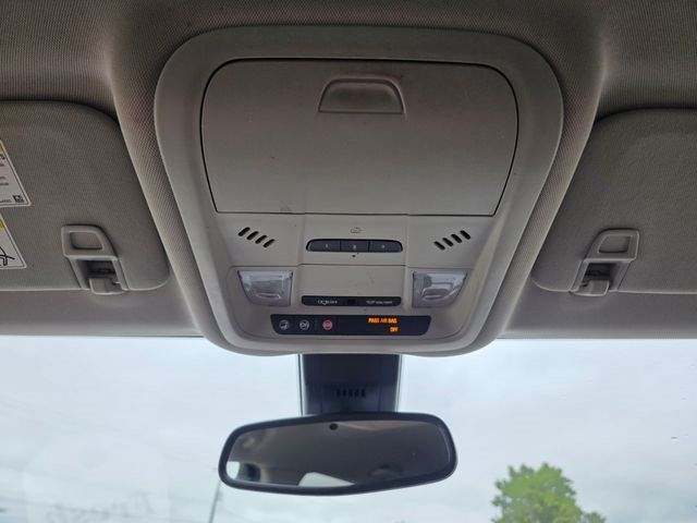 Used 2018 GMC Terrain Denali w/ Driver Alert Package II AWD/4WD image 33