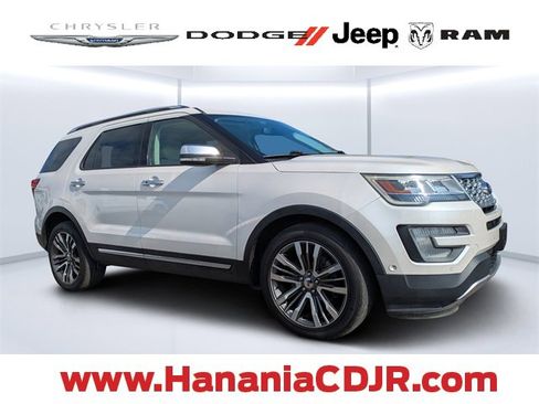 Used 2017 Ford Explorer Platinum image 1