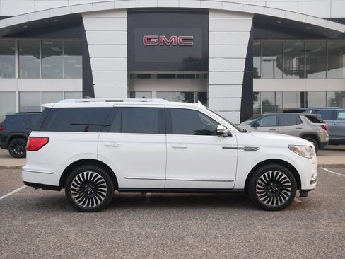 Used 2020 Lincoln Navigator Black Label w/ Cargo Convenience Package AWD/4WD image 2