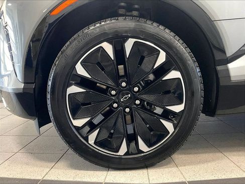 Used 2024 Chevrolet Blazer EV RS AWD/4WD image 7