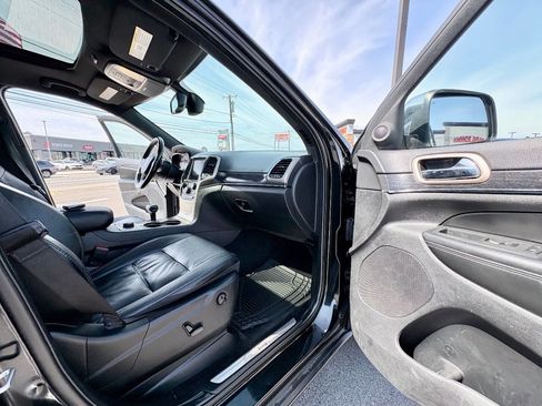 Used 2014 Jeep Grand Cherokee Limited w/ Trailer Tow Group IV image 33