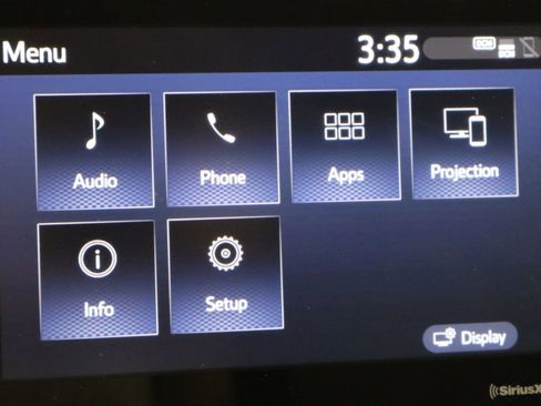 Used 2021 Toyota Highlander L image 32