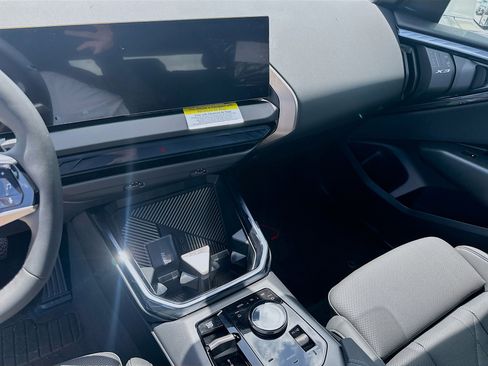 New 2025 BMW X3 xDrive30i w/ Convenience Package image 16