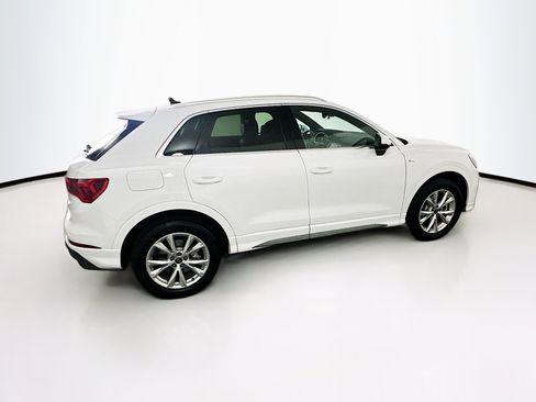 Used 2024 Audi Q3 2.0T Premium image 10