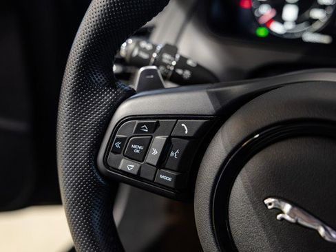 Used 2023 Jaguar F-TYPE R AWD/4WD image 32