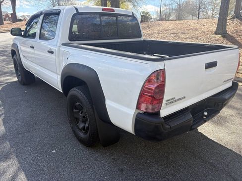 Used 2013 Toyota Tacoma PreRunner w/ Convenience Pkg RWD image 6