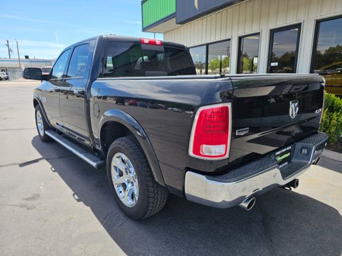 Used 2016 RAM 1500 Laramie w/ Convenience Group AWD/4WD image 5