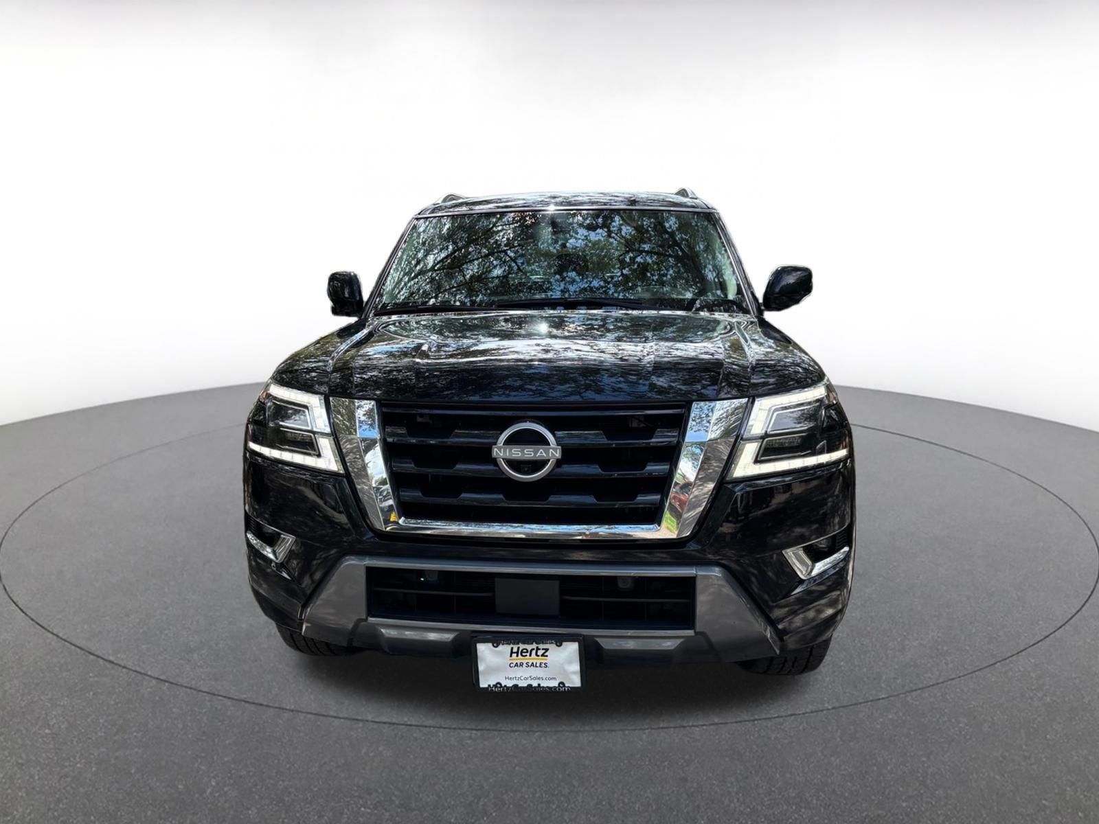 Used 2024 Nissan Armada SL RWD image 2