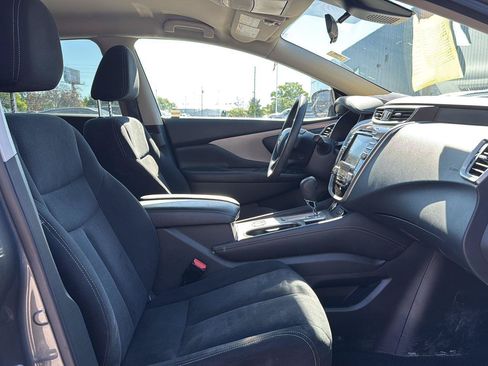 Used 2022 Nissan Murano S AWD/4WD image 12