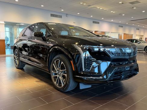 New 2026 Cadillac Optiq Sport 1 AWD/4WD image 7