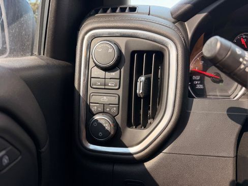 Used 2019 Chevrolet Silverado 1500 LT w/ All-Star Edition AWD/4WD image 10