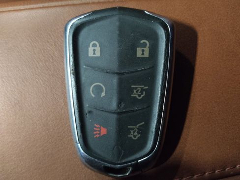 Used 2016 Cadillac Escalade ESV Premium image 32