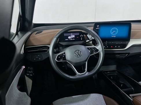 Used 2023 Volkswagen ID.4 Pro image 18