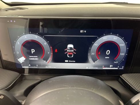 Certified 2025 Nissan Kicks SR FWD image 24
