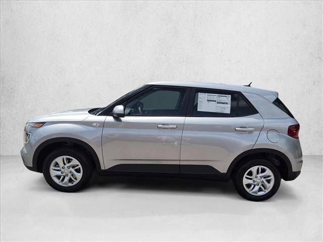 New 2026 Hyundai Venue SE FWD image 5