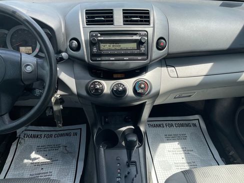 Used 2012 Toyota RAV4 4WD w/ Value Pkg image 25