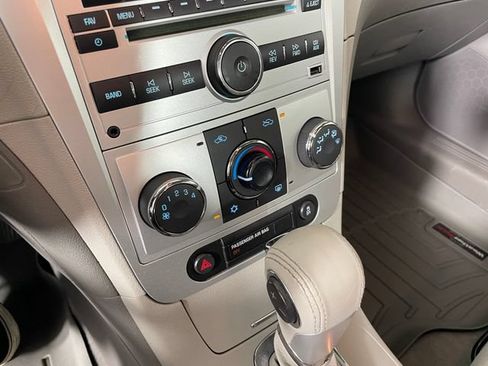 Used 2012 Chevrolet Malibu LT FWD image 8