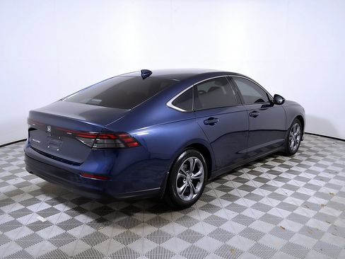 Used 2024 Honda Accord EX image 7