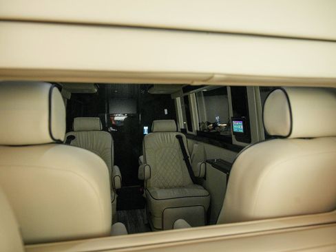 Used 2020 Mercedes-Benz Sprinter 3500 image 93