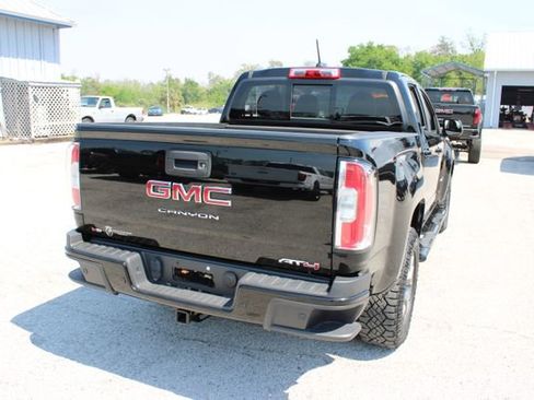 Used 2022 GMC Canyon AT4 w/ Trailering Package image 11