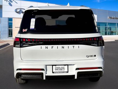 New 2026 INFINITI QX80 Autograph w/ Premium Cargo Package image 4