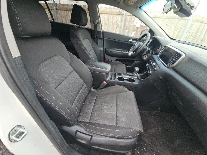 Used 2021 Kia Sportage LX FWD image 6