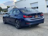 Certified 2022 BMW 330i xDrive Sedan w/ Driving Assistance Package image 5