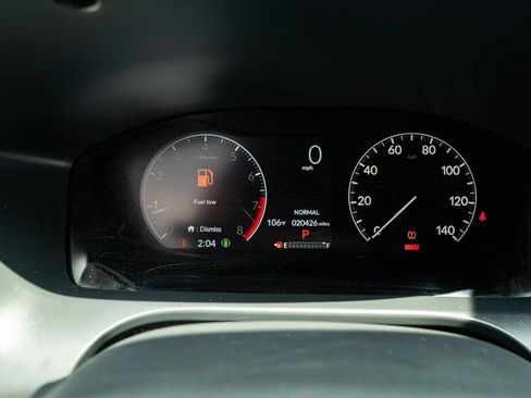 Used 2025 Honda HR-V LX image 41