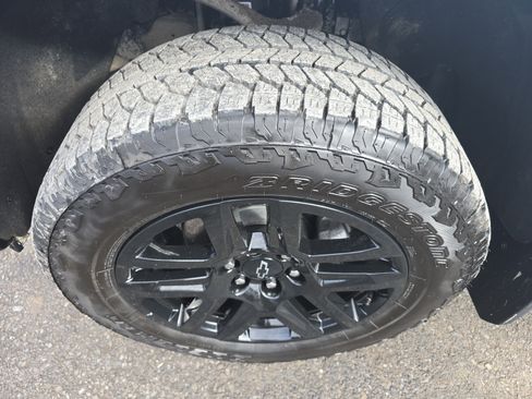 Used 2026 Chevrolet Silverado 1500 LT Trail Boss w/ Convenience Package II image 11