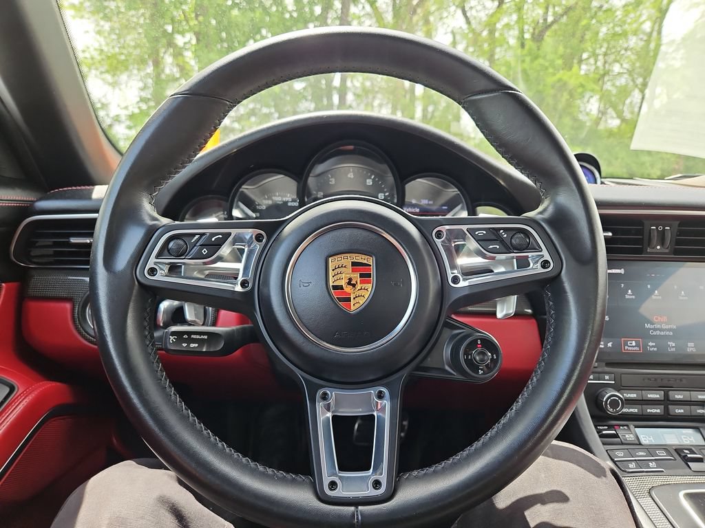 Certified 2019 Porsche 911 Targa 4 GTS AWD/4WD image 33