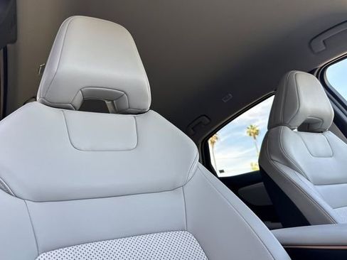 New 2025 Nissan Ariya AWD image 14