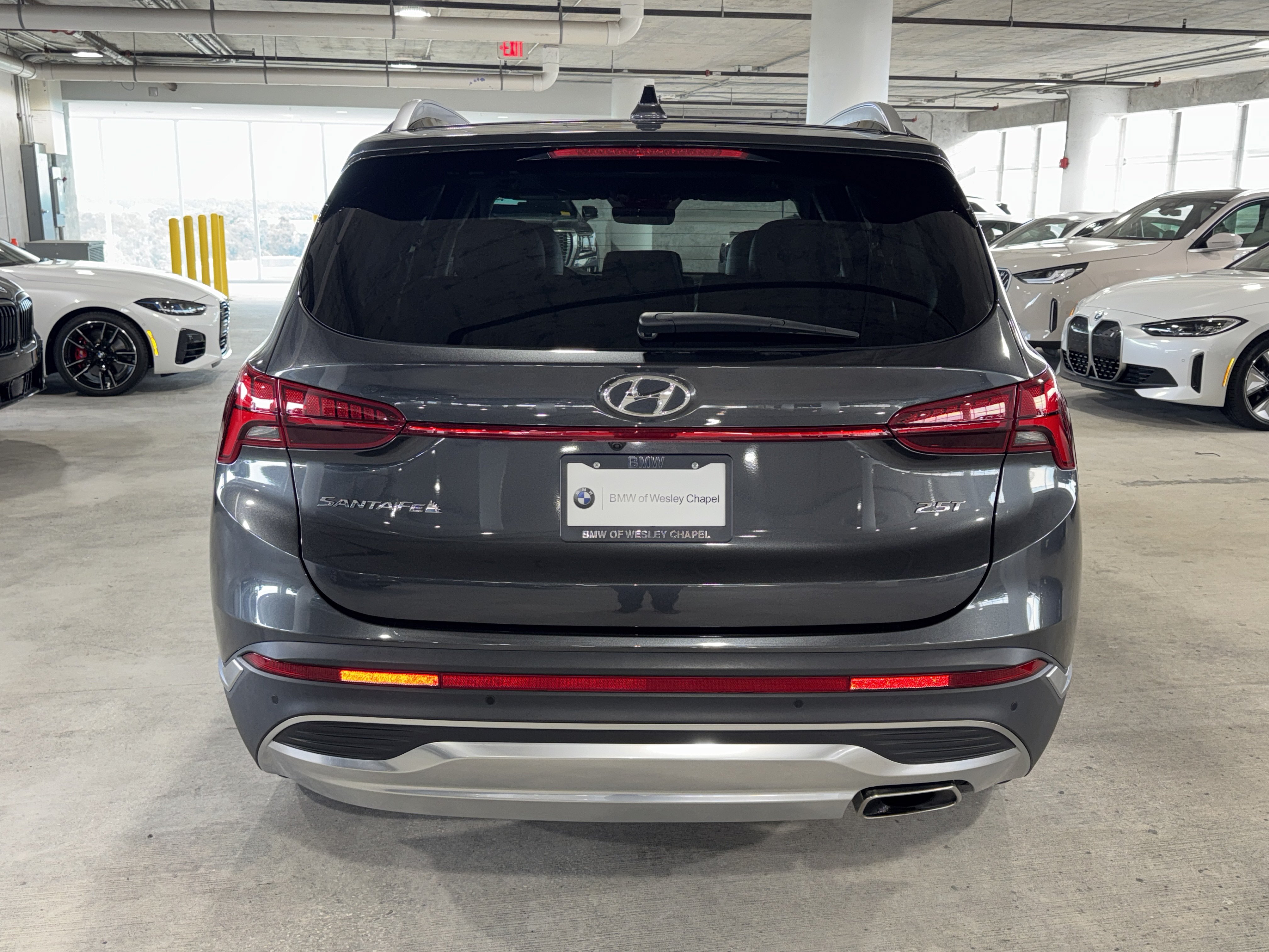 Used 2022 Hyundai Santa Fe Limited FWD image 8