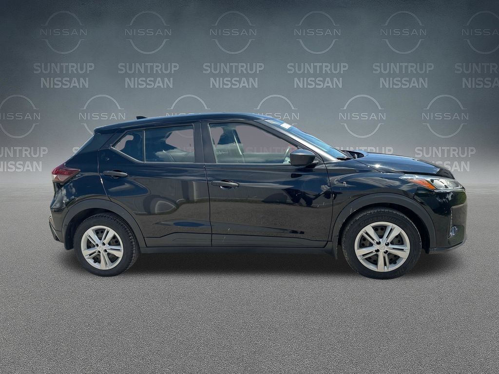 Certified 2022 Nissan Kicks S FWD image 36